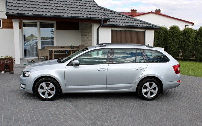 Skoda Octavia cena 48400 przebieg: 153700, rok produkcji 2015 z Kamienna Góra małe 781